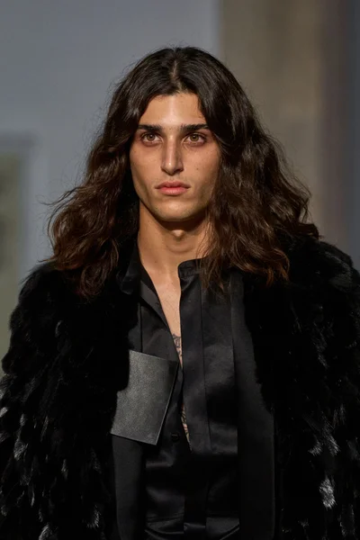Look 126